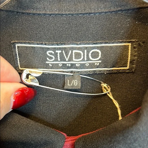 Two-Tone Button-Up Jacket - Picture 2 of 3